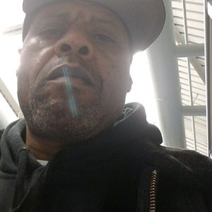 Meet your Posher, Louis